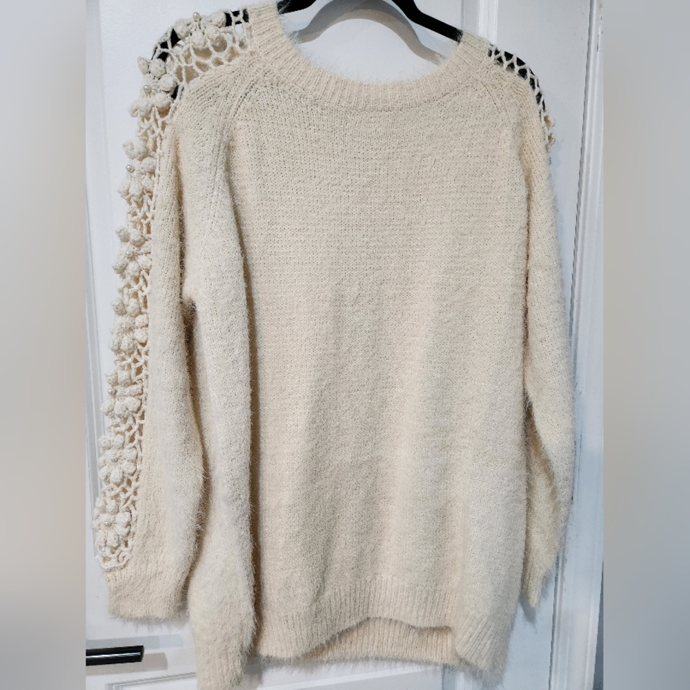 NWT Womens Plus Size Cream Sweater 2X/3X Long Sleeve Crocheted Lace